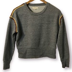 MILE(S) BY MADEWELL GREY CROPPED SWEATER WITH DECORATIVE KNIT ON SHOULDERS